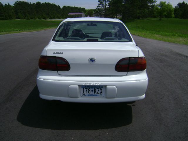 Chevrolet Classic Touring 4WD Sedan