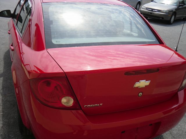 Chevrolet Cobalt 2005 photo 2