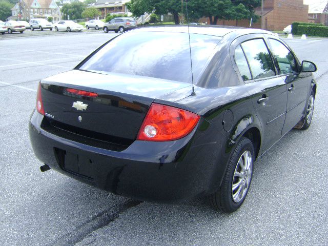 Chevrolet Cobalt 2005 photo 3