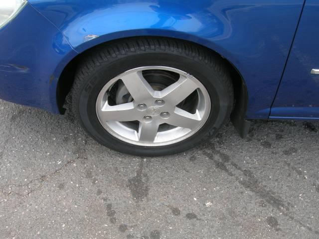 Chevrolet Cobalt 2005 photo 2