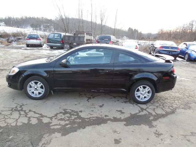 Chevrolet Cobalt 2005 photo 3