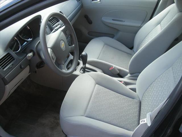 Chevrolet Cobalt 2005 photo 4