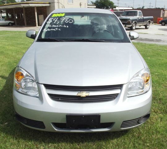 Chevrolet Cobalt 2005 photo 3