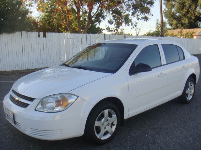 Chevrolet Cobalt 2005 photo 3