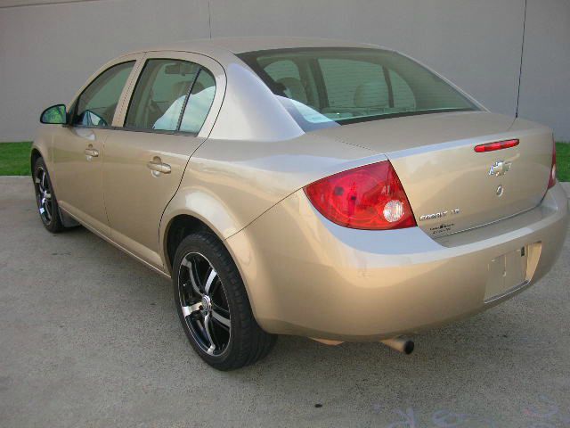 Chevrolet Cobalt 3.2 Sedan 4dr Sedan