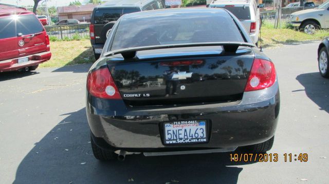 Chevrolet Cobalt 2006 photo 2