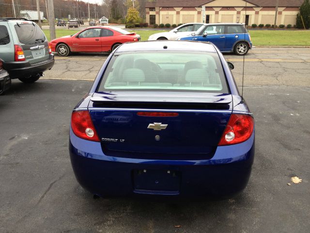 Chevrolet Cobalt 2006 photo 2
