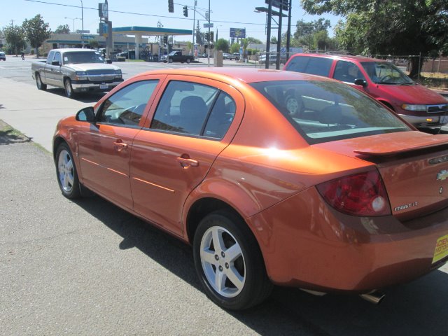 Chevrolet Cobalt Cheyenne Fleetside Sedan