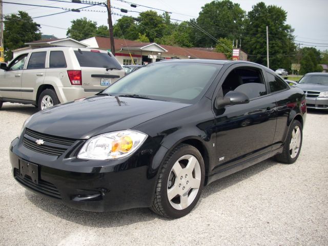 Chevrolet Cobalt 4WD 4dr V6 5-spd AT Coupe