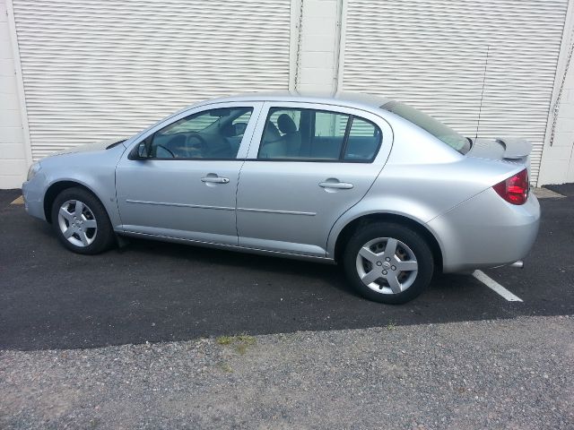 Chevrolet Cobalt 2006 photo 2