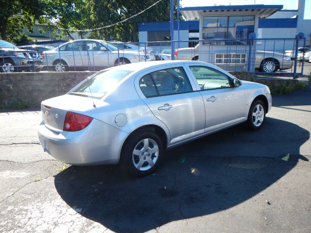 Chevrolet Cobalt 3.2 Sedan 4dr Sedan