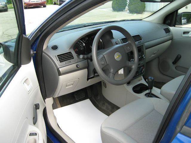 Chevrolet Cobalt 2006 photo 2