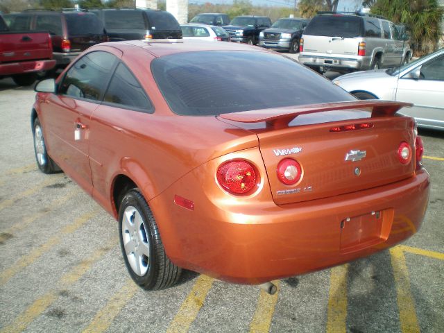 Chevrolet Cobalt 2006 photo 2