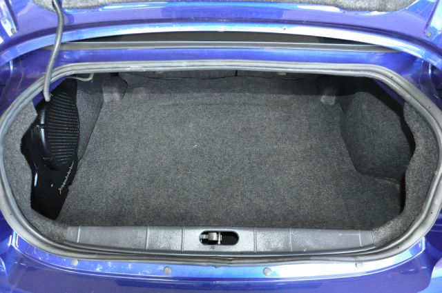 Chevrolet Cobalt 4WD 4dr V6 5-spd AT Coupe