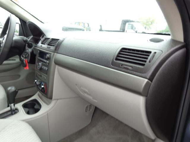 Chevrolet Cobalt 2006 photo 12