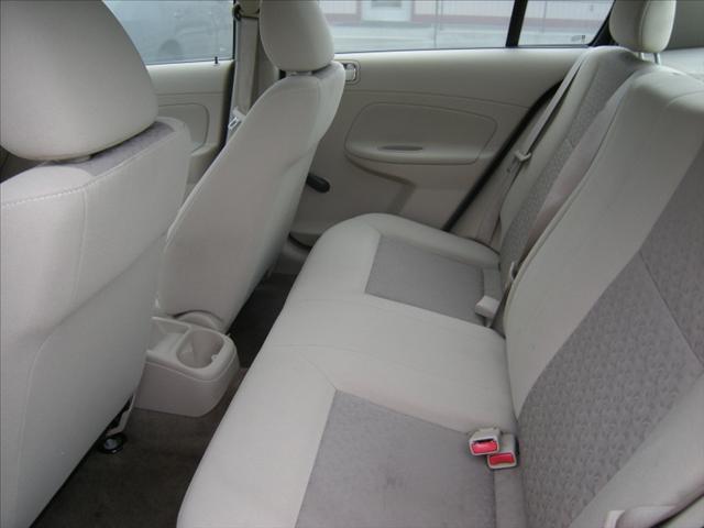 Chevrolet Cobalt 2006 photo 2