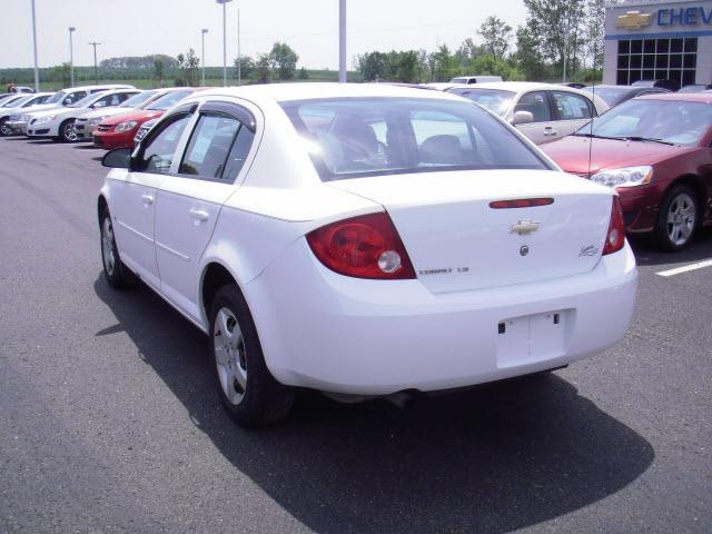 Chevrolet Cobalt 2006 photo 2