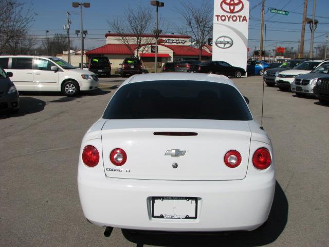 Chevrolet Cobalt 2007 photo 2
