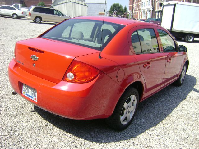 Chevrolet Cobalt 3.2 Sedan 4dr Sedan