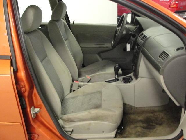 Chevrolet Cobalt 2007 photo 3