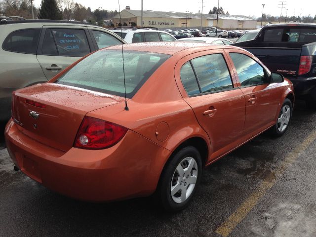 Chevrolet Cobalt 2007 photo 3