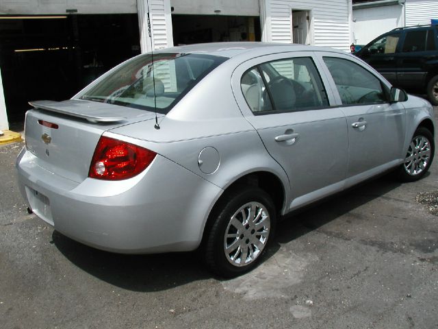 Chevrolet Cobalt 3.2 Sedan 4dr Sedan