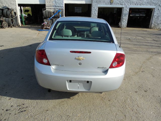 Chevrolet Cobalt 2007 photo 3