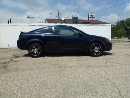 Chevrolet Cobalt 2008 photo 3