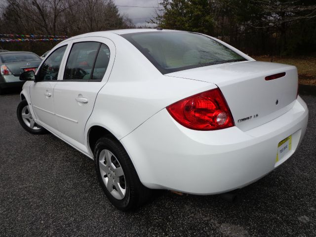 Chevrolet Cobalt 3.2 Sedan 4dr Sedan