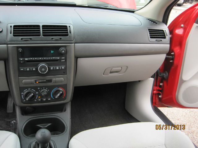 Chevrolet Cobalt 2008 photo 3