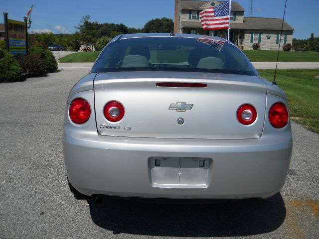 Chevrolet Cobalt 2008 photo 3