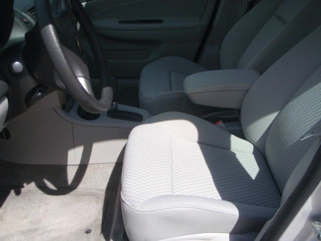 Chevrolet Cobalt 2008 photo 4