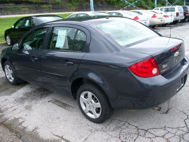 Chevrolet Cobalt 2008 photo 2