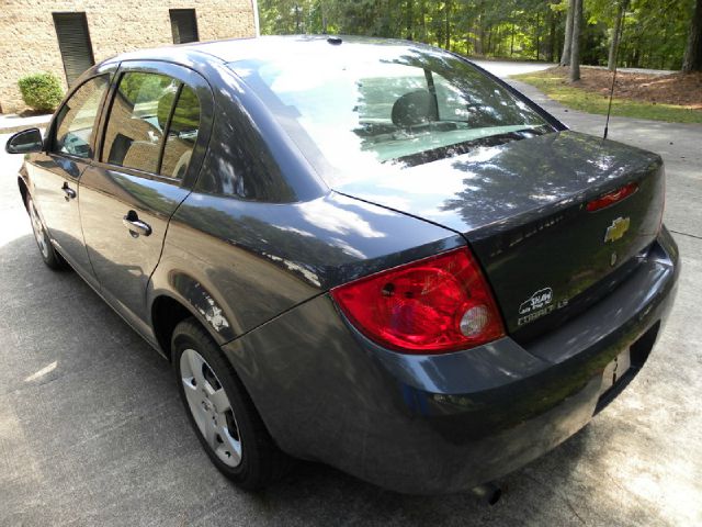 Chevrolet Cobalt 3.2 Sedan 4dr Sedan