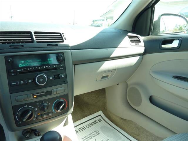 Chevrolet Cobalt 2008 photo 2