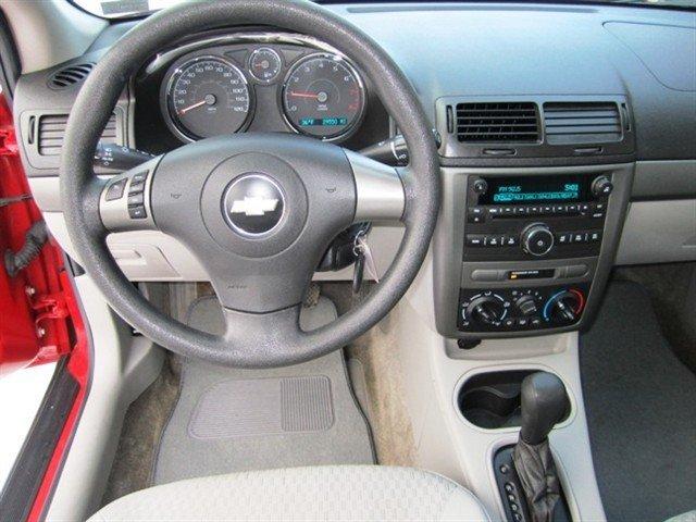 Chevrolet Cobalt 2009 photo 2