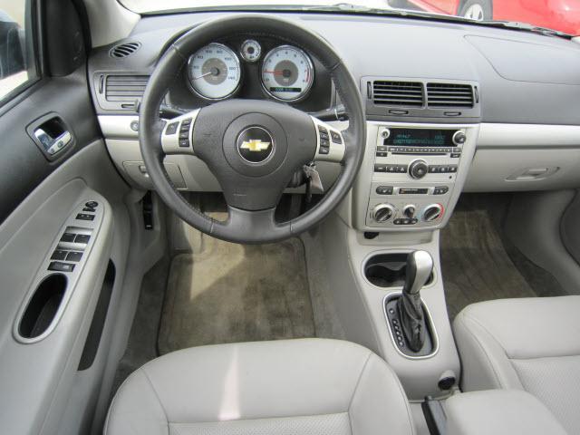 Chevrolet Cobalt 2009 photo 3