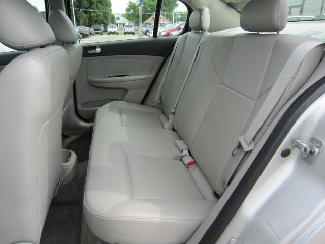 Chevrolet Cobalt 2009 photo 4