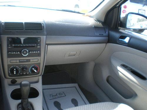 Chevrolet Cobalt 2009 photo 3