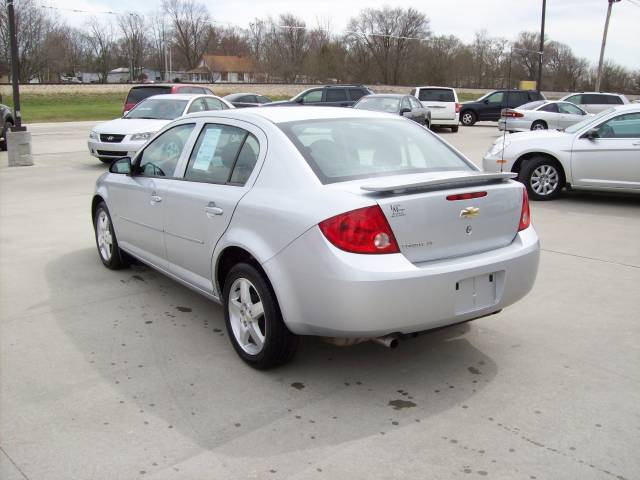 Chevrolet Cobalt 2009 photo 2