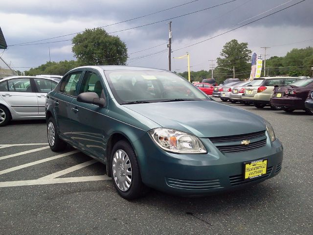Chevrolet Cobalt 3.2 Sedan 4dr Sedan
