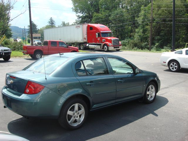 Chevrolet Cobalt 2009 photo 4
