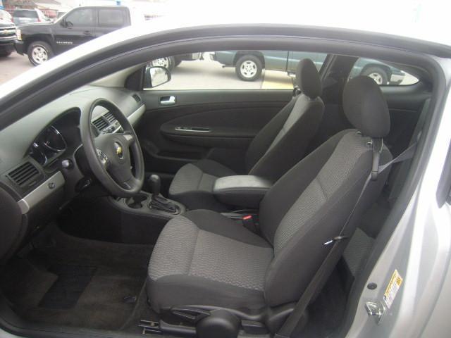 Chevrolet Cobalt 2009 photo 3
