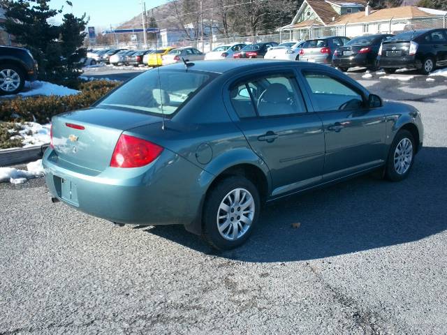 Chevrolet Cobalt 2009 photo 2