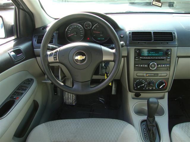 Chevrolet Cobalt 2009 photo 3