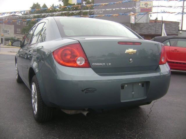 Chevrolet Cobalt 2009 photo 4