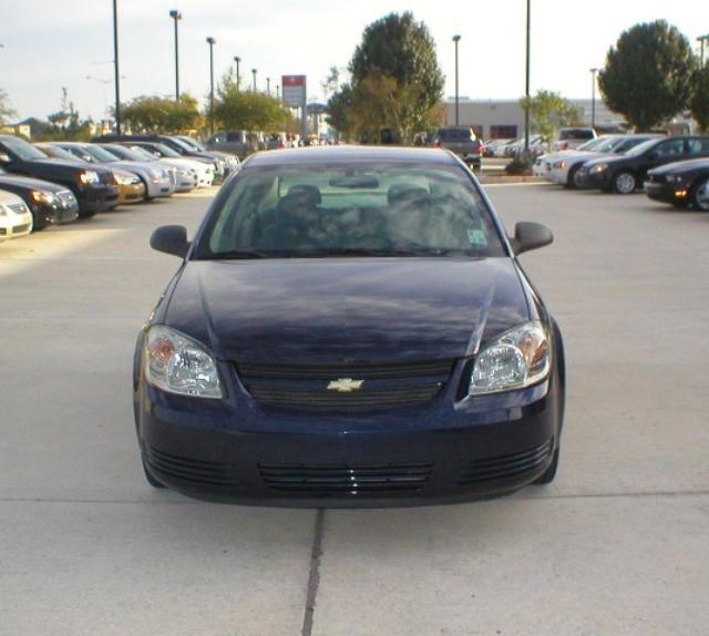 Chevrolet Cobalt 2009 photo 2