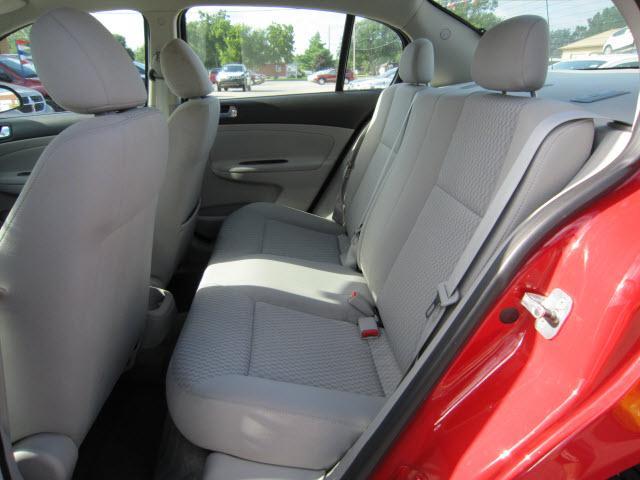Chevrolet Cobalt 2009 photo 3
