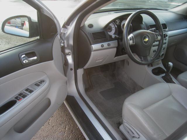 Chevrolet Cobalt 2009 photo 4