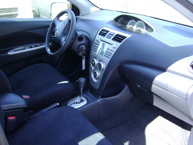 Chevrolet Cobalt 2009 photo 1